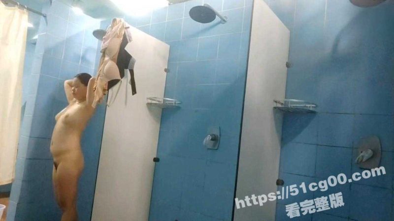 女主播海边浴场更衣室用手机偷拍各样类型妹子 环肥燕瘦 赤身裸体 展现眼底！-51吃瓜网