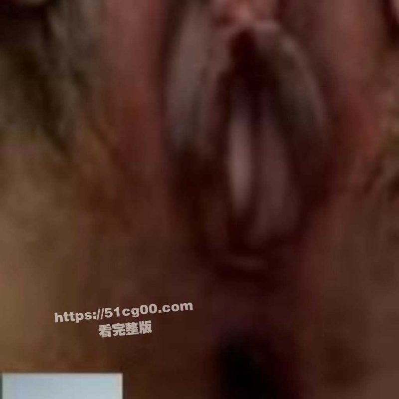 黑客破解个人真实信息！北京化工研究生反差婊抠逼漏奶视频曝光！女上位骑乘骚的一批-51吃瓜网