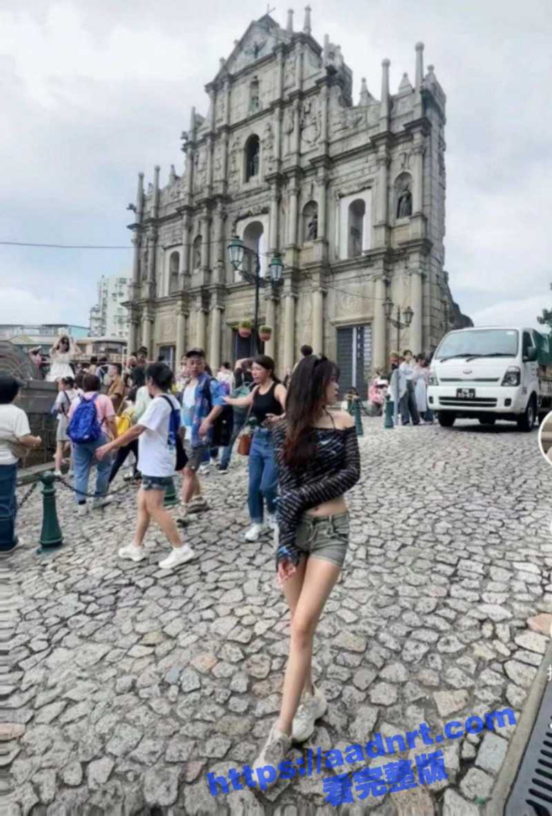 女大学生睡教官逃避军训!女大学生为了逃避军训 与教官开房啪啪 只要跟教官搞了就能免去14天的军训 - 51吃瓜网-51吃瓜网