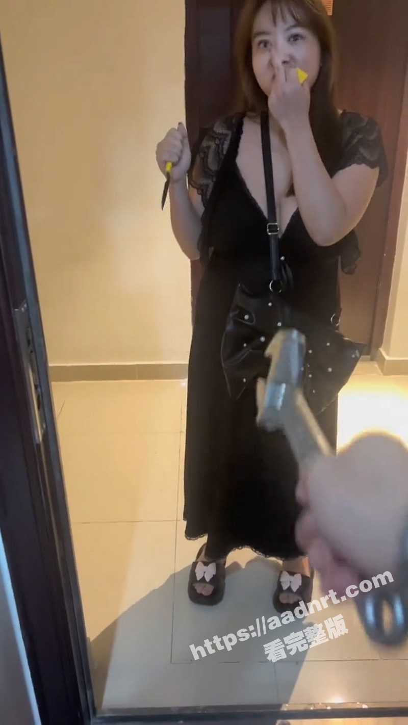 房东好糊涂啊！女子租房发不雅照给房东 问方便睡你吗？被拒后持刀威胁 房东报警！ - 51吃瓜网-51吃瓜网