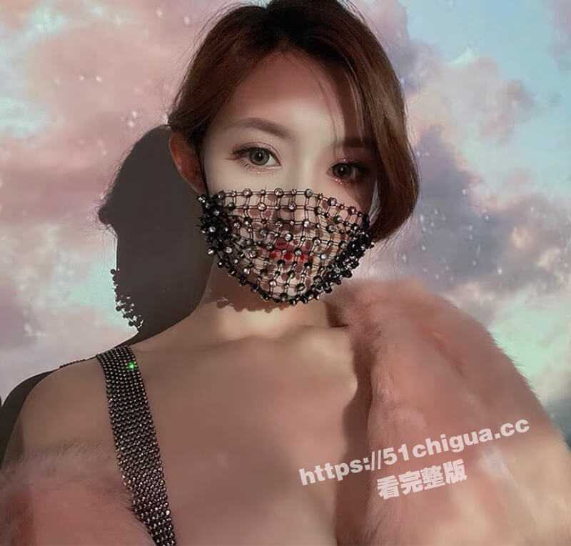 最骚极品人妻 北方有佳人，大尺度性爱私拍流出，这是要被大鸡把连续操飞的节奏啊，淫荡浪叫高潮不止！-51吃瓜网
