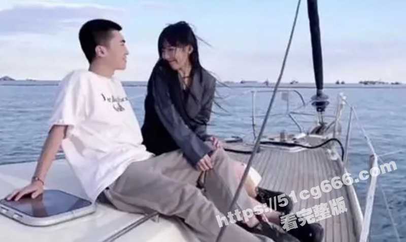 千万网红欧尼熊塌房！欧尼酱 出轨 脚踏两只船 游走在可心与前任之间 堪比时间管理大师 私密照流出！-51吃瓜网