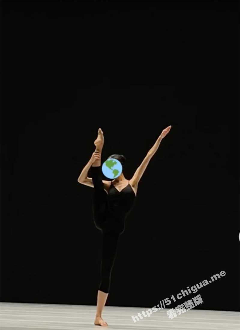 极品外型亮眼身材舞蹈生和炮友金主的日常 真是玩的花又反差 - 51吃瓜网-51吃瓜网