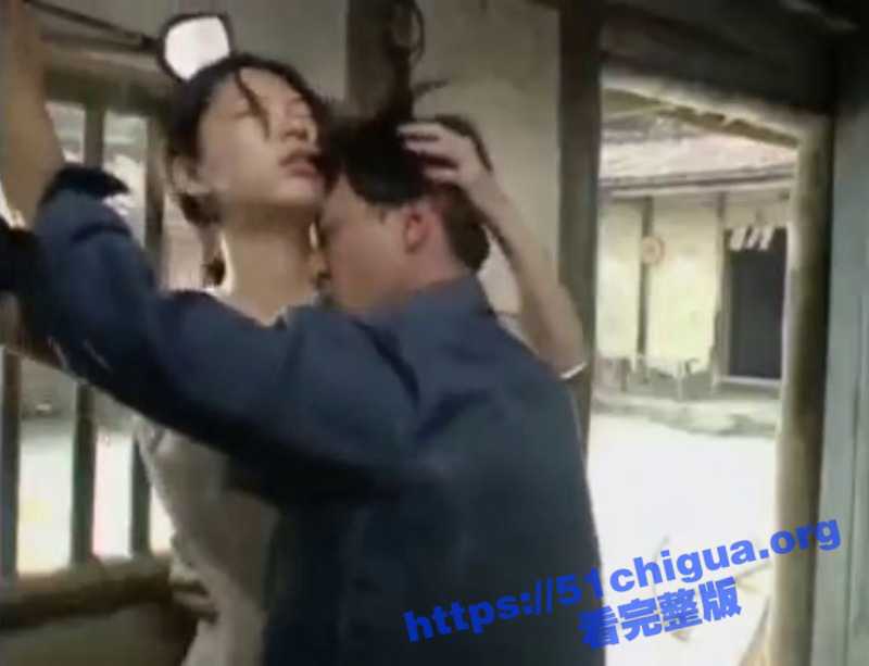 以前的剧都这么大胆的嘛？露胸、摸奶、吃扎、后入  老一辈疯狂起来更刺激！-51吃瓜网