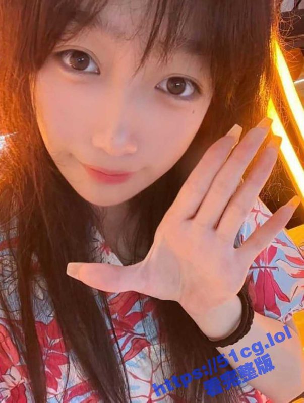 三位极品湾湾学生妹流出 有给男友拍打飞机用的素材 也有无聊时的自慰视频被泄密！-51吃瓜网