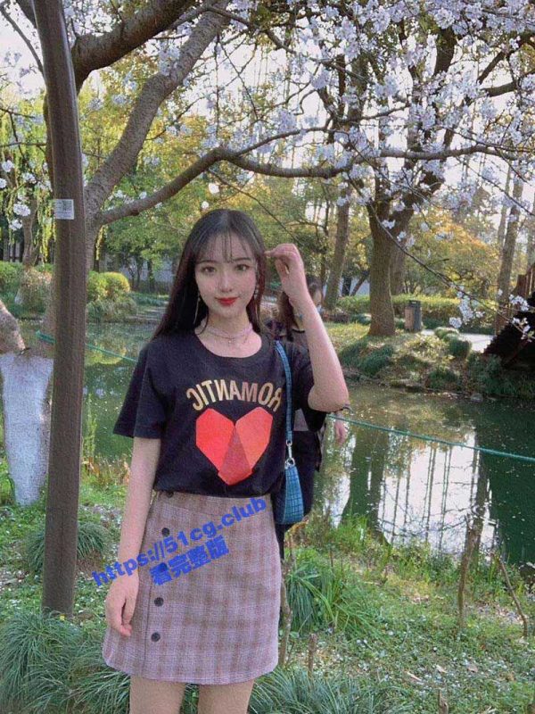 长春李婷 口交啪啪视频流出-51吃瓜网
