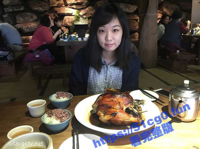 瓜友投稿分享自拍！前几天约肏的陕西小少妇 紧闭双眼享受和老公不一样的大鸡巴！-51吃瓜网