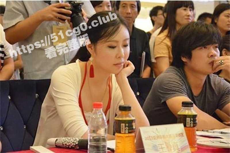 百度云泄密流出！天津工业大学 模特车模 王真 外表靓丽 内心其实很闷骚 全裸私拍流出！-51吃瓜网