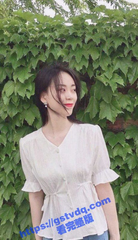 原來毛笔可以这样玩 新技能GET 超高颜值的小姐姐 丁玥 给大家展示毛笔的新用法！-51吃瓜网