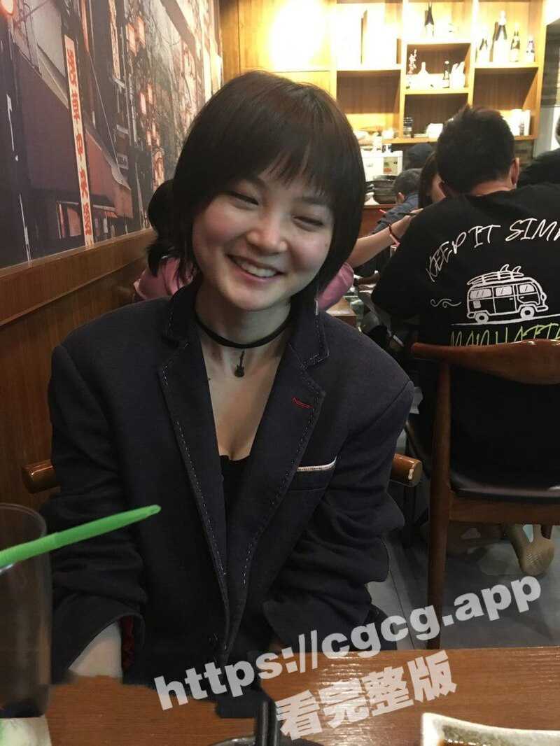 校花美女 刘璐 与金主爸爸的性爱日常 穿各种情趣内衣和丝袜 卖力给金主口爆 还要被无套爆操! - 51吃瓜网-51吃瓜网