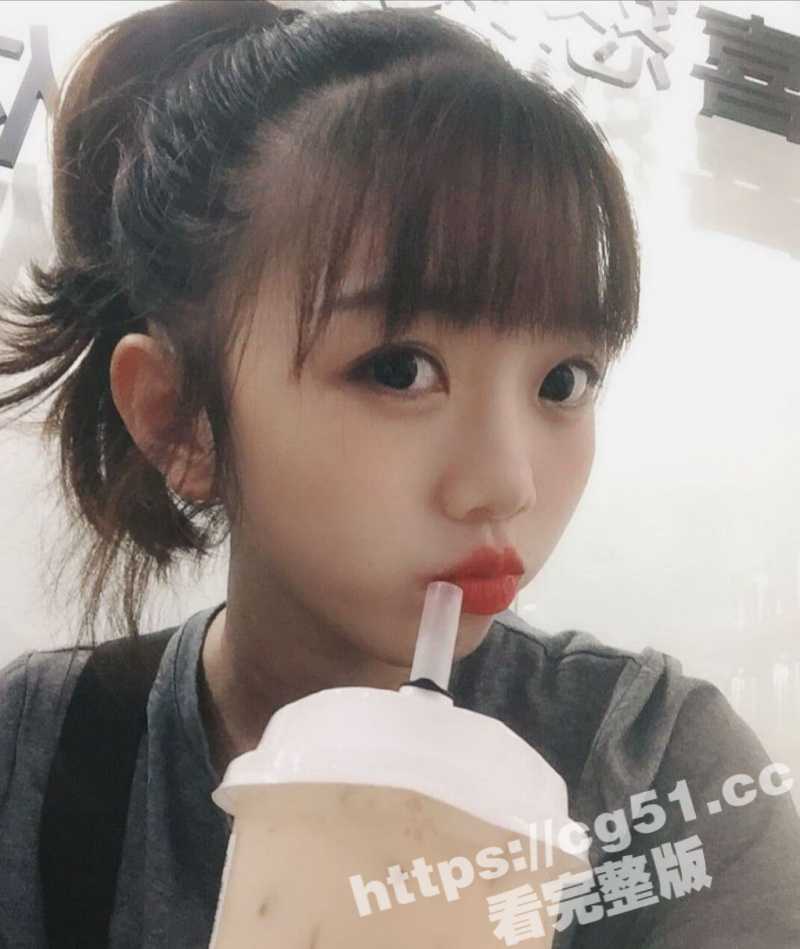 淫语天花板!反差女友NTR 小女友假装和网上男生卡炮 实际正在床上用小舌头狂舔男友的大屌 - 51吃瓜网-51吃瓜网