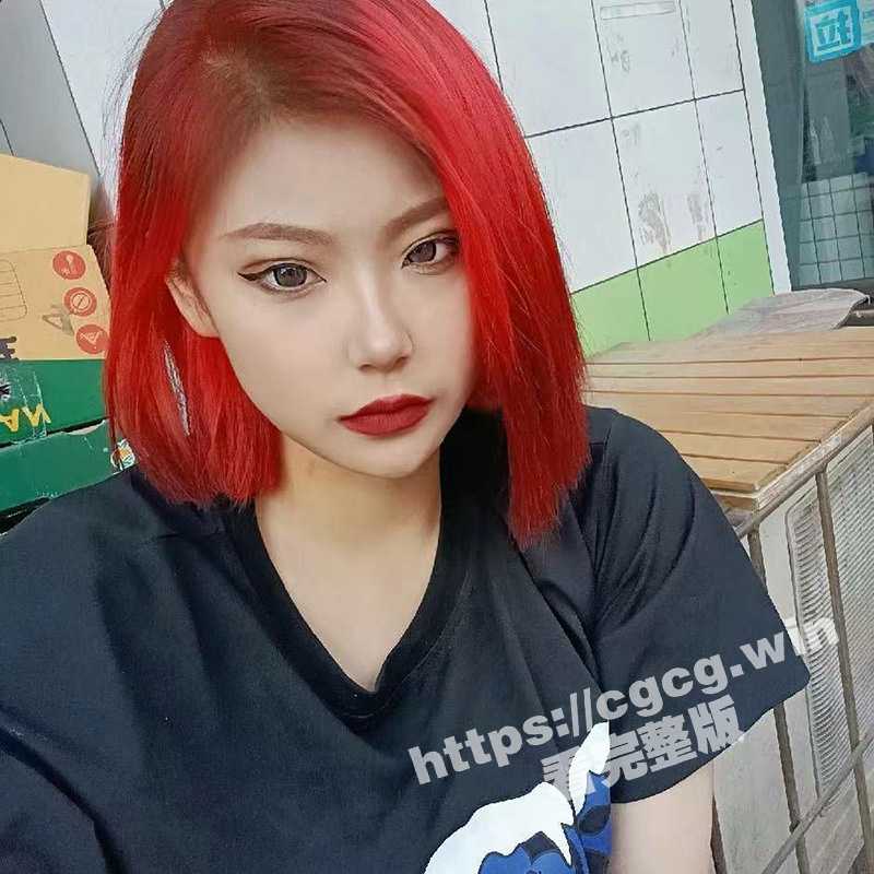 鸡西精神小妹 孙柠乐 在万达日租房被脱衣霸凌 用手疯狂抠逼！-51吃瓜网