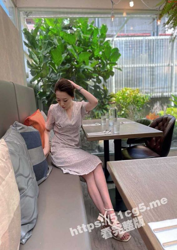 台湾 富邦银行 客服经理美女被网调不雅自拍流出！没想到下面还这么粉嫩！-51吃瓜网