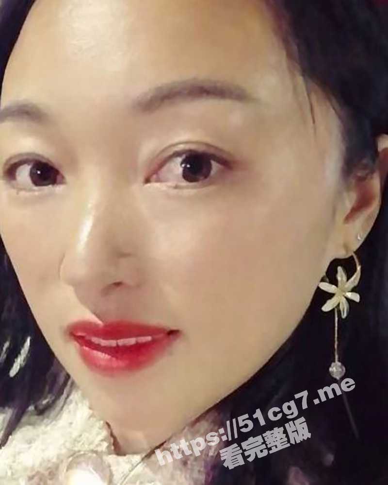 业主群找到的黑龙江离异少妇 聊了三四天就去她家常住了 这少妇水非常多 第二次就已经操开菊花了！ - 51吃瓜网-51吃瓜网