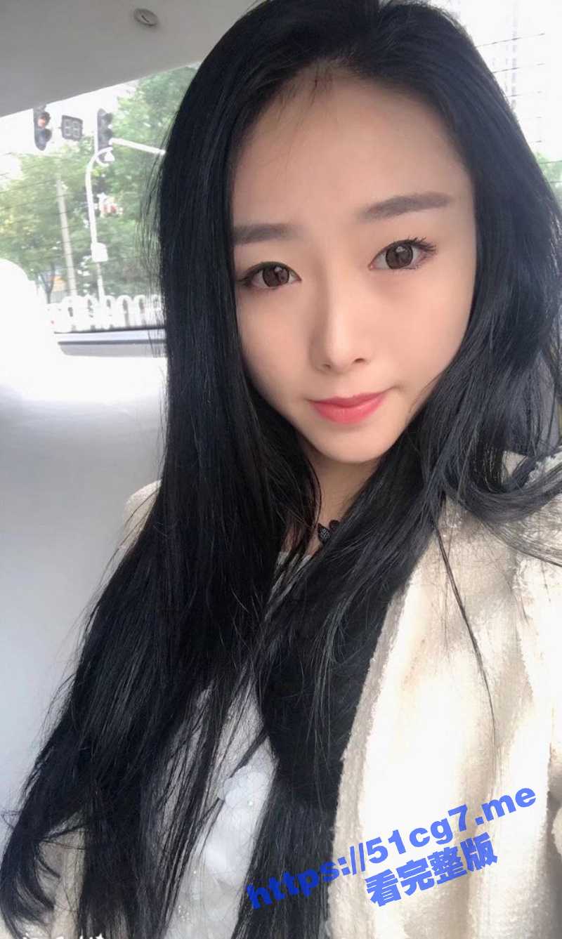 老婆的伴娘 蒂蒂 被结婚时的摄影师PUA上了 立志做最出色的女模!谁知拍摄的都是色情影片惨遭摄影师售卖 - 51吃瓜网-51吃瓜网