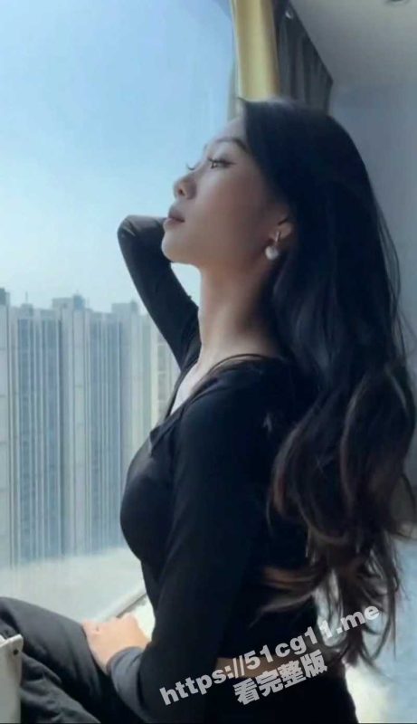 洛阳师范学院 李梦洁 被男友曝光！劈腿男友陪睡金主 对着镜子一边自拍一边被猛怼！-51吃瓜网