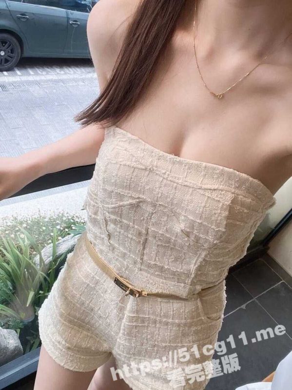 顶级约炮大神 专约00后嫩妹子 萝莉 洛丽塔 JK 仙女裙 嫩鲍 每个妹子真的都是嫩出水的那种-51吃瓜网