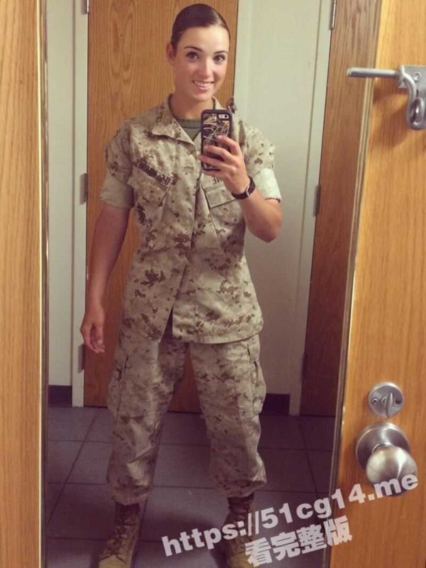 美国原海军陆战队服役女兵 惠特尼·韦斯特盖特 在战场上凶悍无比 私下竟然这么喜欢大屌！-51吃瓜网