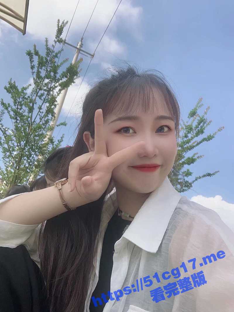 山东大学反差婊 刘墨璐 与男友啪啪视频被爆光流出 长的还不错 骚也是真的骚！ - 51吃瓜网-51吃瓜网