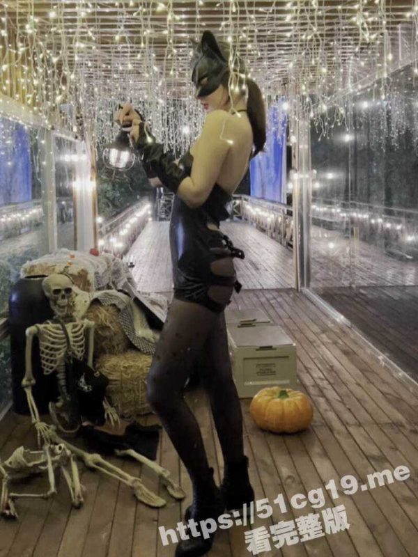 秀人网 极品女神 阿朱 万圣节上演醉酒女上司 平日里是高冷领导 私下是喜欢被SM调教的小母狗-51吃瓜网