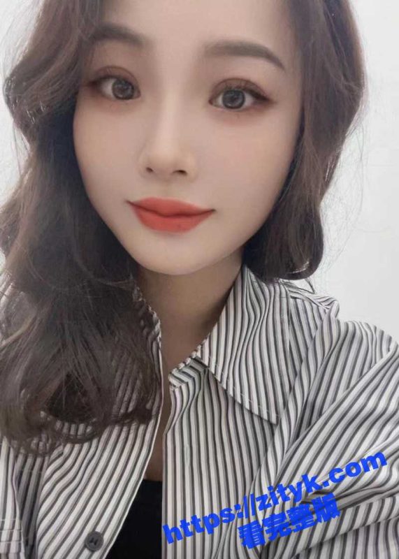 瓜友分享打王者认识的西安妹子 在微信聊天一直聊骚 慢慢的开始发照片 不敢线下约怕生化母体！-51吃瓜网