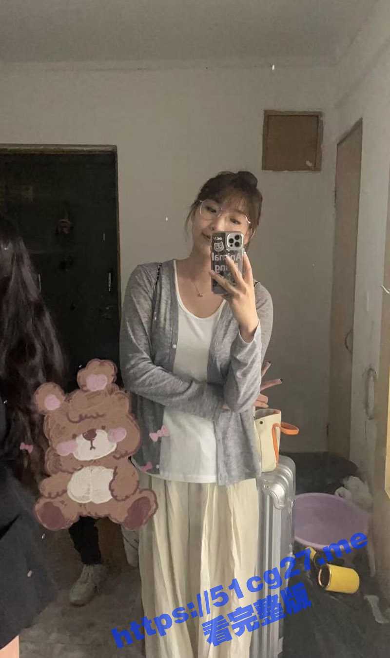 北京小妞儿 母狗关若祺 发给金主的私密视频遭泄露 喜欢吃精液 炮架自慰 小穴黝黑 - 51吃瓜网-51吃瓜网