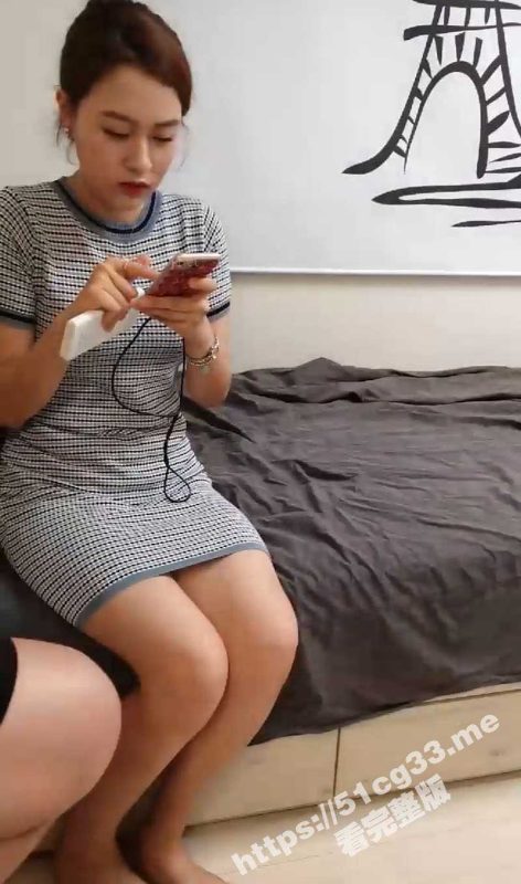 火爆约炮达人金先生 周末幽会少妇 沈有林 床上一边电影一边做爱 少妇很开心地笑着被操-51吃瓜网