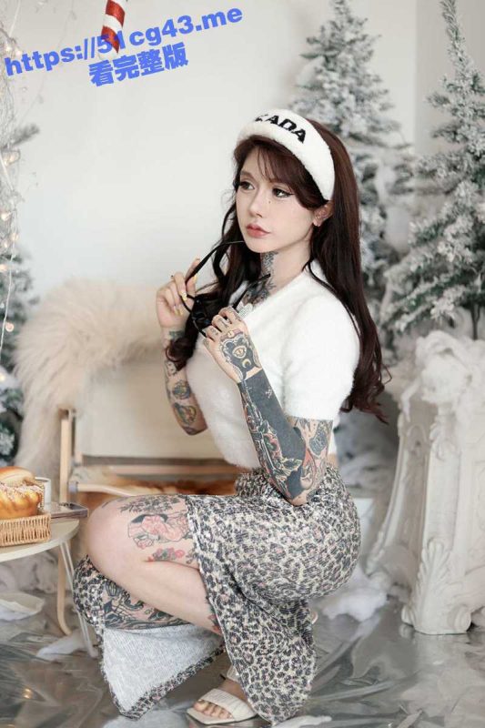 推特网红 极品甜美清纯纹身少女 龙猫夫妇 最新私拍付费自慰啪啪福利视频流出-51吃瓜网