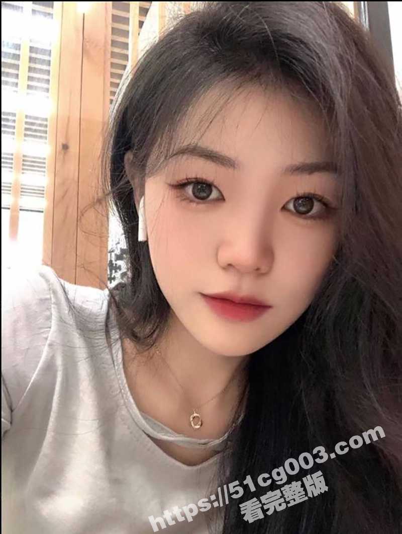 分享现实中公司同事母狗 跟男朋友异地 勾搭两天成功带回家 口爆吞精内射骚的一批！ - 51吃瓜网-51吃瓜网