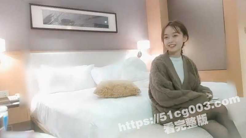 探花郎 李寻欢 深夜约操长相甜美 苗条身材的气质萌妹 穿上黑丝口交上位骑乘抽插-51吃瓜网