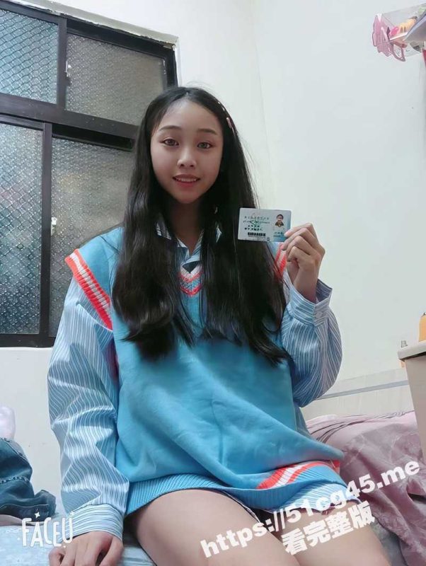 艺校招生黑幕！漂亮学生妹 陈雨彤 土豪重金定制 居家全裸生殖器展示油笔自慰 希望主人能喜欢！-51吃瓜网