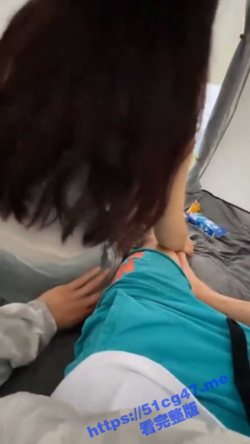 雨中小故事!下雨天野外露营 和黑丝骚老婆在帐篷里激情性爱 老婆的淫叫和雨滴声让人身心愉悦! - 51吃瓜网-51吃瓜网