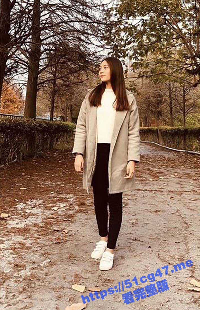 气质母狗私下里非常淫荡 手机泄漏给炮友口交内射 被偷拍换衣服 在度假村厕所给炮友口交 - 51吃瓜网-51吃瓜网