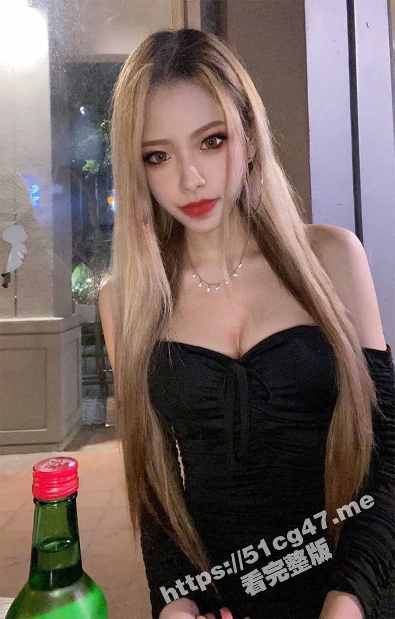 台湾IG网红极品美女 和男友淫荡不雅自拍流出 高颜值极品身材 被男友骑在头上插嘴 - 51吃瓜网-51吃瓜网