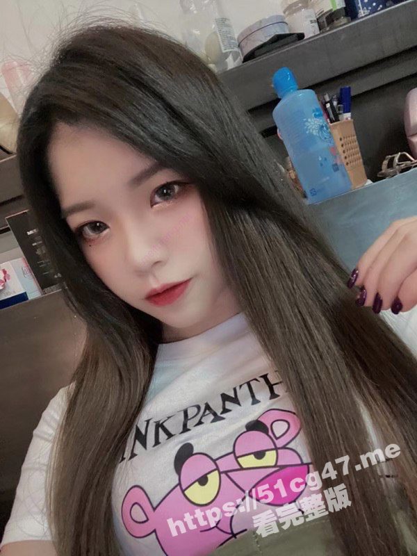 台湾直播带货情趣用品的 牙套妹 自拍福利性感蕾丝睡衣 学生制服高潮喷水-51吃瓜网