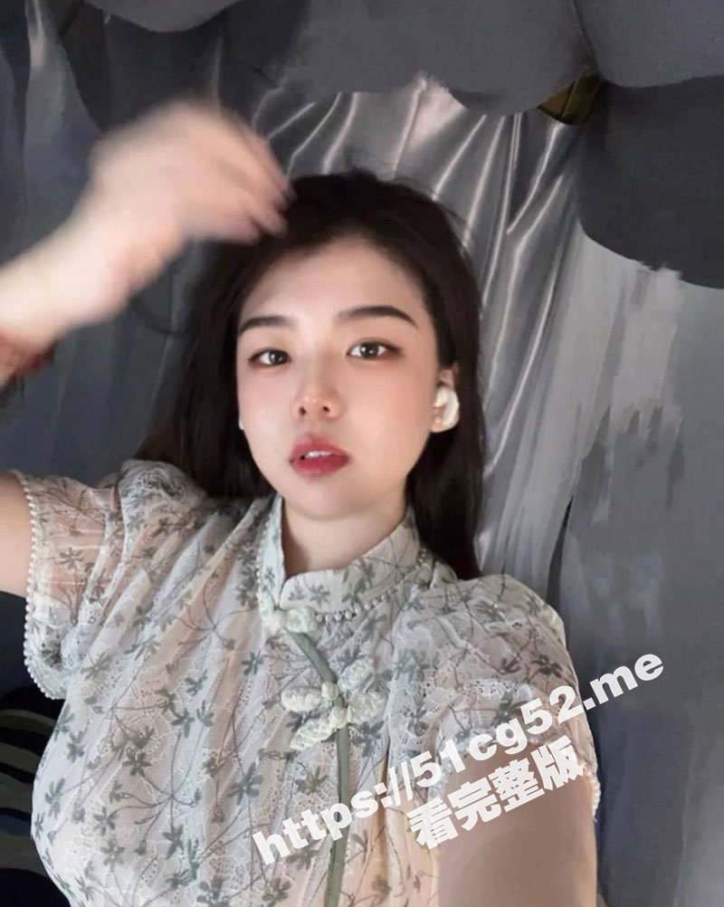 云南大学非常风骚班花 王熙雯 极品巨乳微胖身材 肉感十足 在床上被无套抽插爆操高潮内射都被操哭了 - 51吃瓜网-51吃瓜网