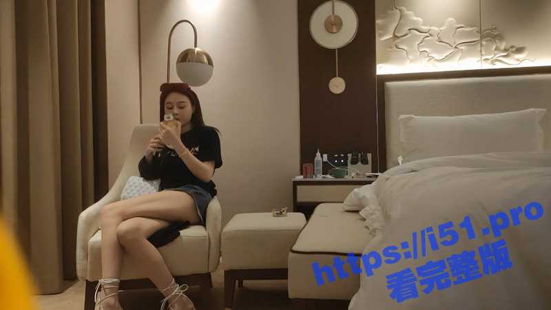 探花重金约操00后大圈女神 175cm超级大长腿 穿着黑丝被爆操 操的头晕了!-51吃瓜网