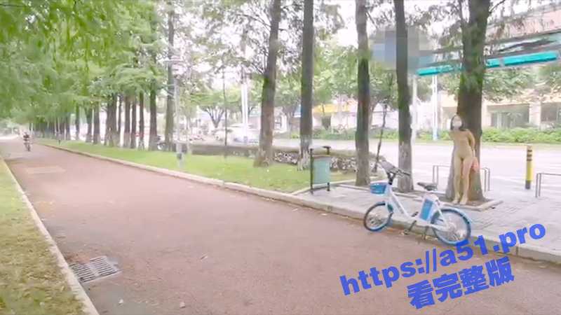 极品骚货 户外露出天花板 冯珊珊FSS 和闺蜜在各种公共场合下不要B脸露出裸奔自慰的精彩合集-51吃瓜网