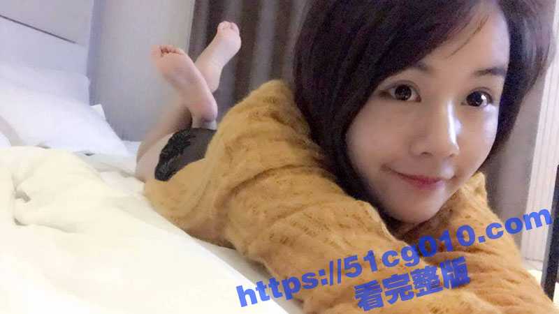 高颜值极品反差少妇 背着老公和炮友在酒店约炮 性感身材美腿诱人 口交后被疯狂后入爆操-51吃瓜网