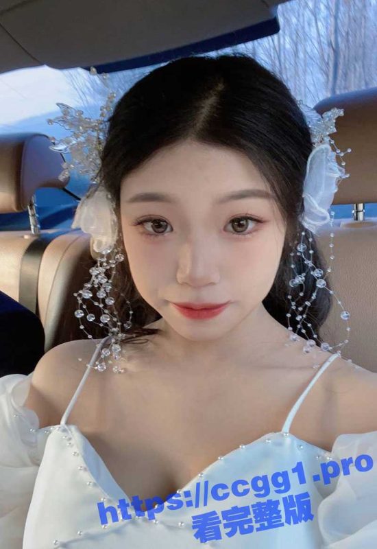 瓜友重金约炮抖音同城小网红 结果没想到是个照骗 与本人严重不符 操完了马上就曝光你！-51吃瓜网