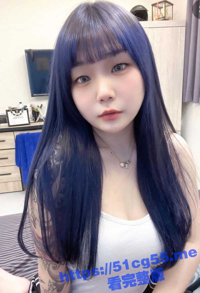 台湾巨乳纹身精神小台妹 为网恋对象录制的自慰扣穴等不雅小视频被全网流出! - 51吃瓜网-51吃瓜网