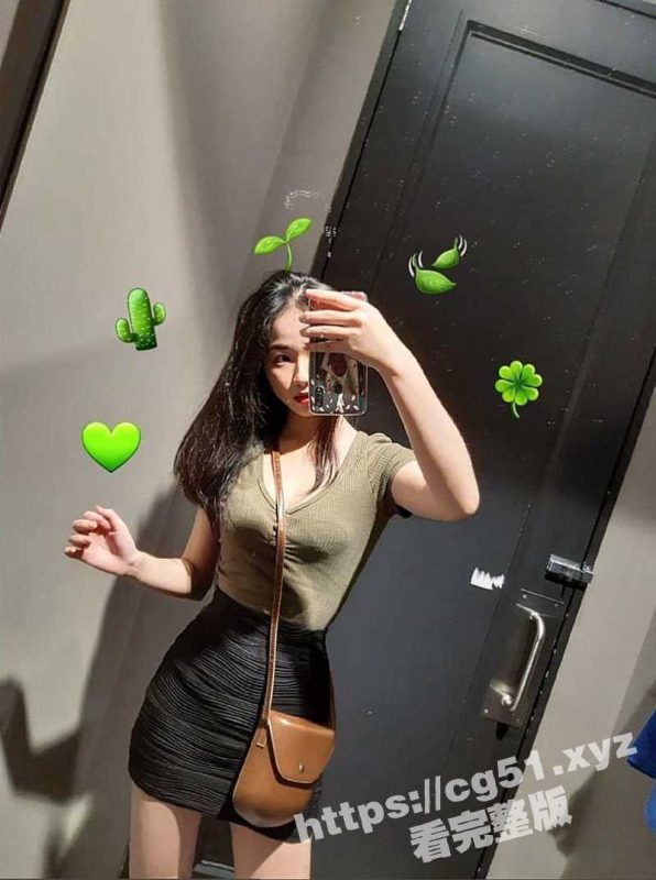 面试系列 骚逼大学生想红被套路 这种骚逼在网上都脱 现实中导演不用说话就自己送上床了吧！-51吃瓜网