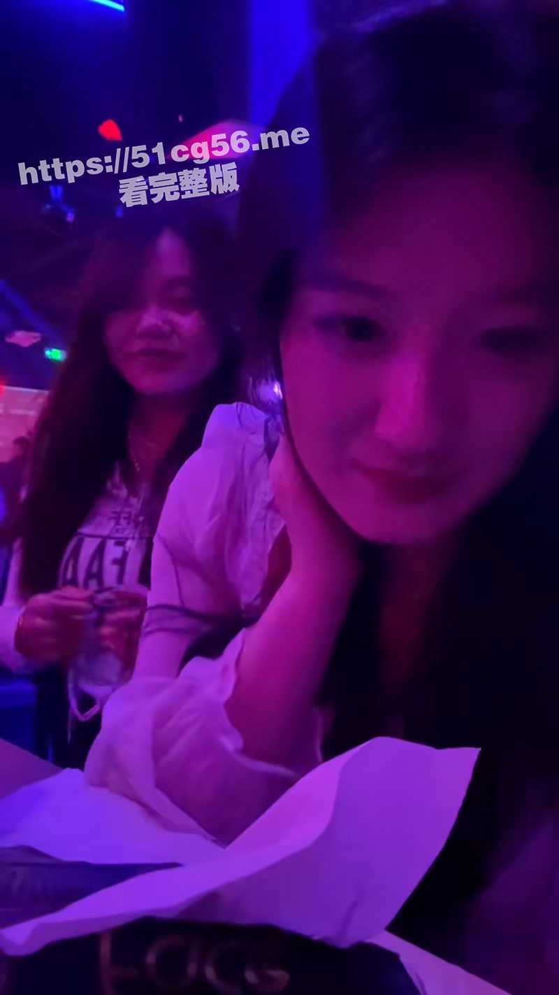 吃瓜吃到我自己！小崔同学在列车上遭小孩偷拍后续 女主被朋友告知上了51吃瓜网 发视频全网哭诉求同情 - 51吃瓜网-51吃瓜网