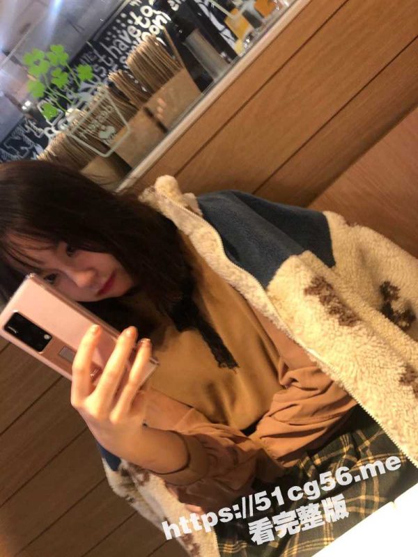 反差女友的真实面目被曝光！清纯邻家妹妹竟为小屌男友玩起了情趣制服诱惑 啪啪视频遭泄密流出！-51吃瓜网