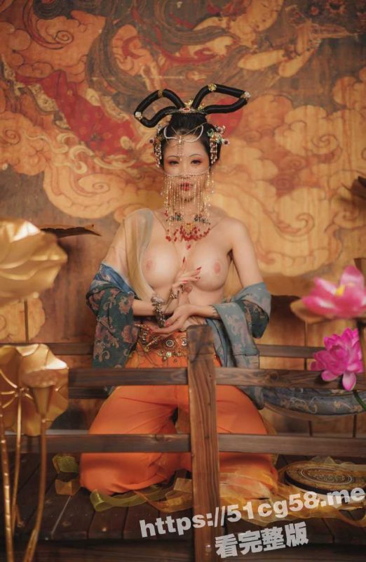 画中仙全裸女菩萨 极品女神钛合金TiTI 最新古风私拍 绝美的颜值配上极品的身材 这才是真正的典雅啊-51吃瓜网