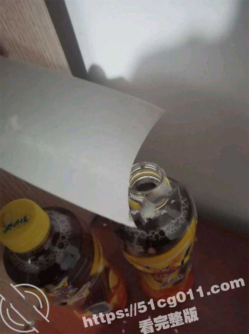 海角迷玩大神展示秘密武器的威力 下药拿下房东女儿 可爱小妹妹被脱光检查乳房和骚穴的发育情况! - 51吃瓜网-51吃瓜网