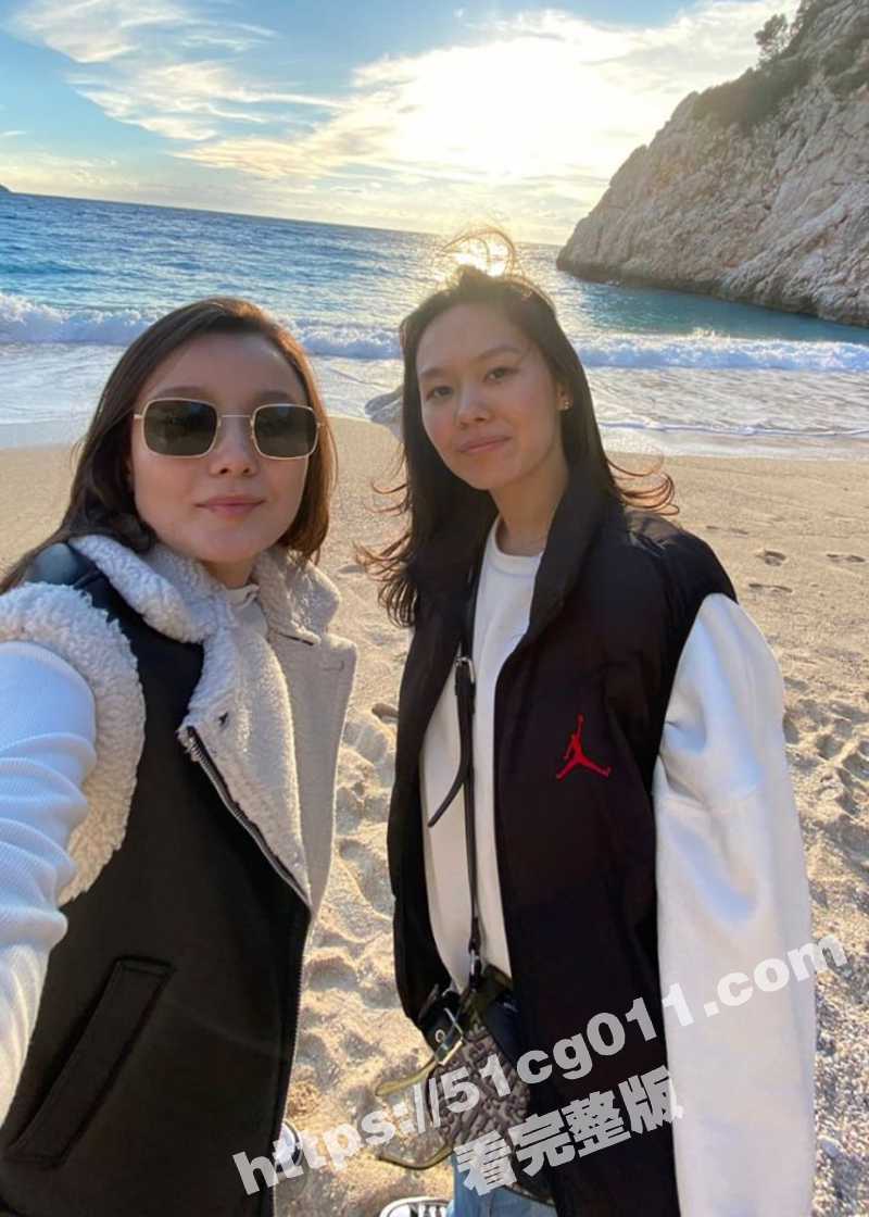 媚外留学生 甘愿做洋大人母狗 私拍 抽自己淫穴和脸的视频 并配文请利用我的洞！ - 51吃瓜网-51吃瓜网