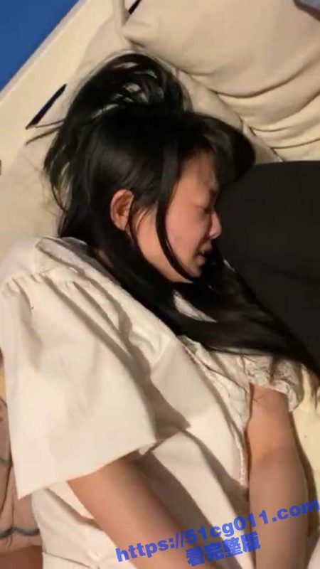 北京十里河小骚货 中公教育彭老师 被学生曝光做爱视频 见到帅学生就勾引 喜欢吃肉棒和射嘴里-51吃瓜网