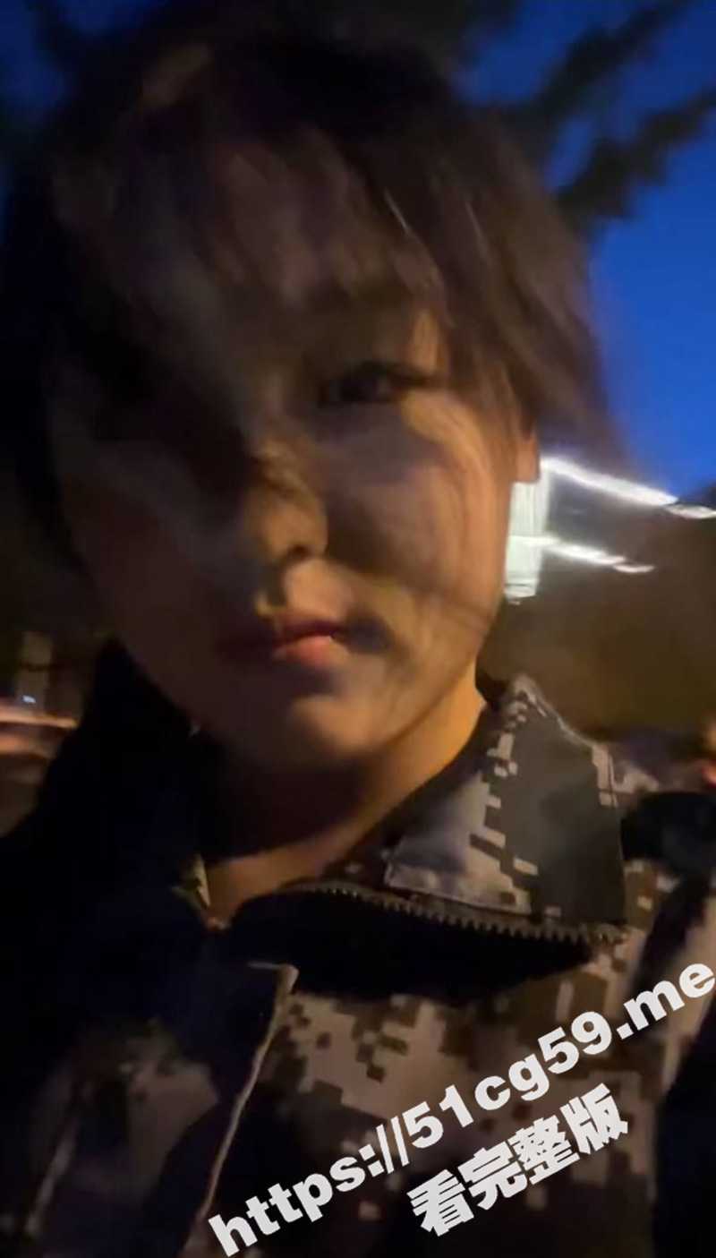 大学生小姨子与姐夫！徐工职生物制药大一女生 荣佳欣和姐夫性爱视频被曝光 家庭乱伦相当绝绝子！ - 51吃瓜网-51吃瓜网