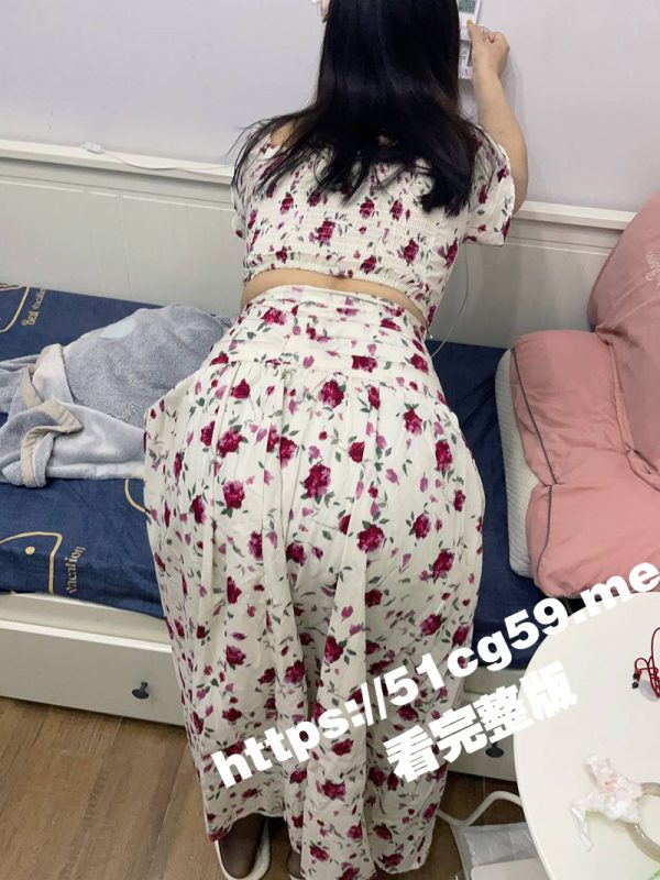 谢谢你操我 对不起了老公 我正在被别人操 极品骚妻被猛男强吻后猛烈打桩 全程高能淫语对白-51吃瓜网